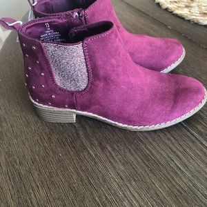 Old navy size 13 purple and gold booties